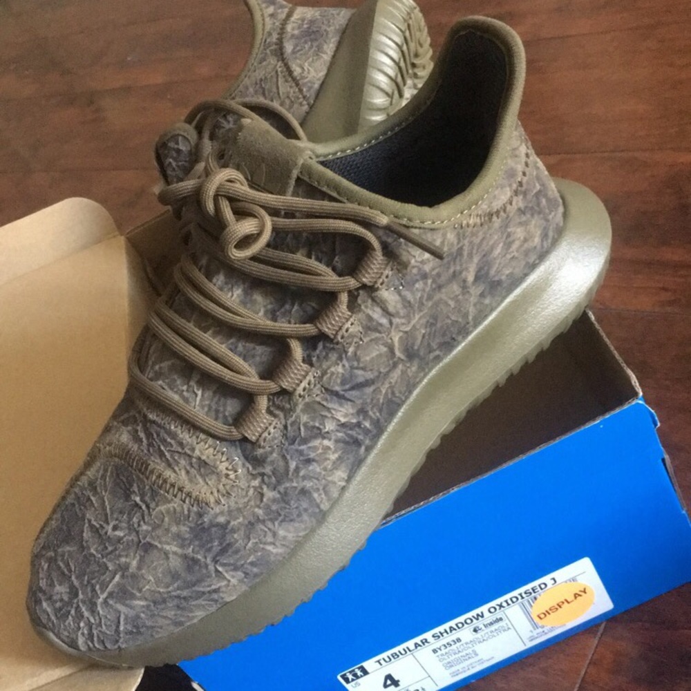 Adidas Tubular Shadow
